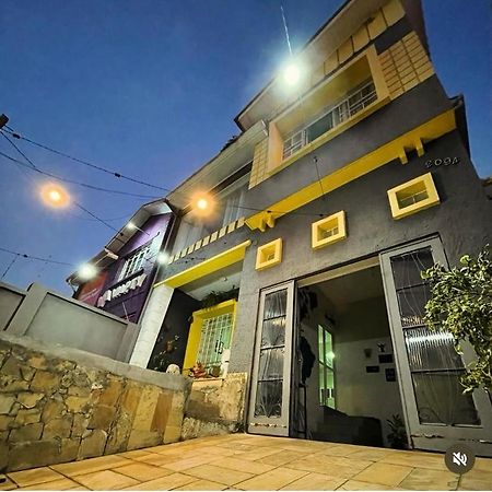 Gup Hostel Curitiba Bagian luar foto